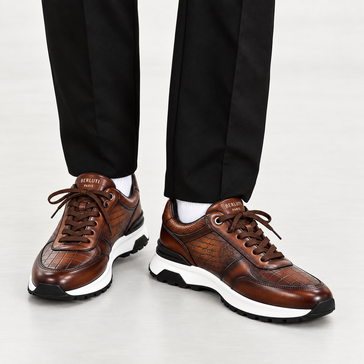 Sneakers Berluti- Marron bois avec ecriture