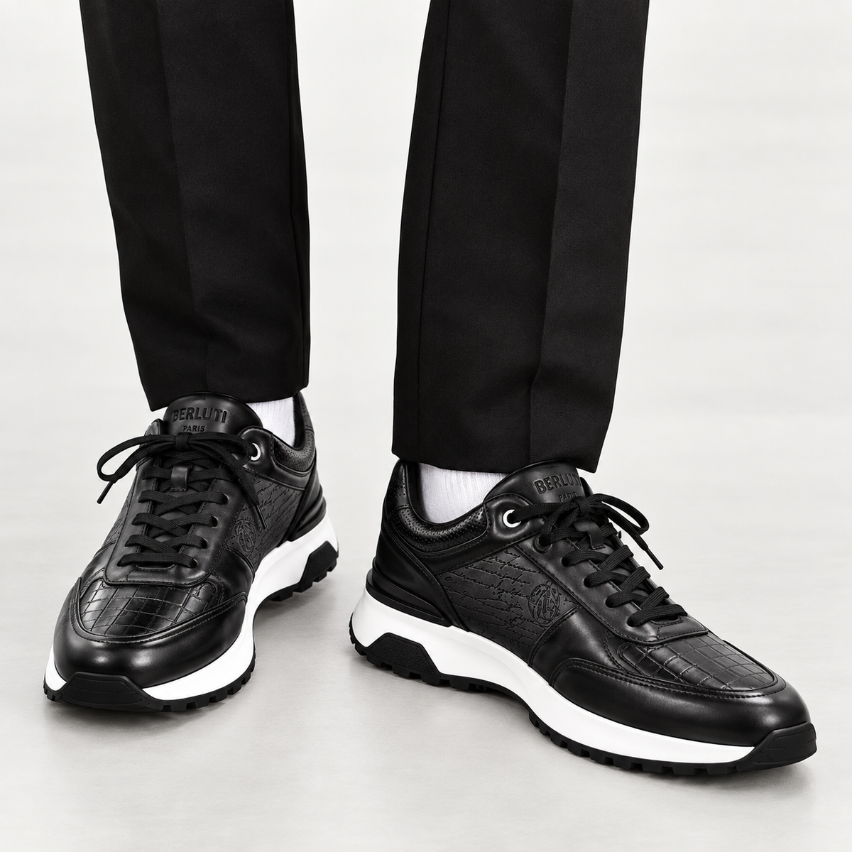 Sneakers Berluti- Noir avec écriture